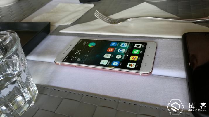 vivox6值得入手吗,vivox6值得买吗