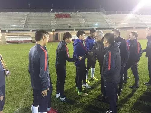 曼萨诺执教北京国安和上海申花,曼萨诺会在中超吗