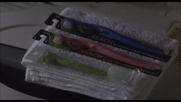 靠刷这部电影，我才敢春节回家