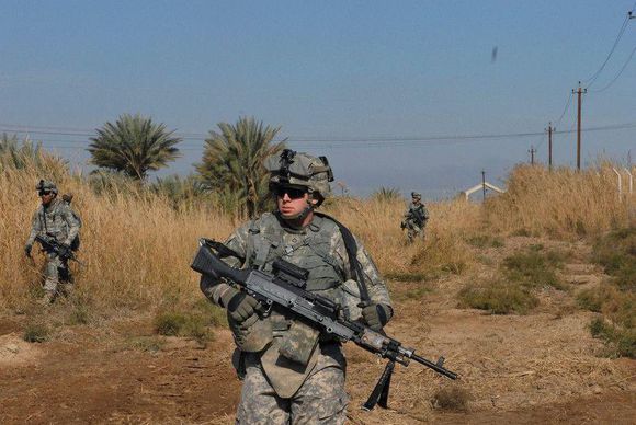 美国大兵有多奢侈,美国大兵穿防弹服吗