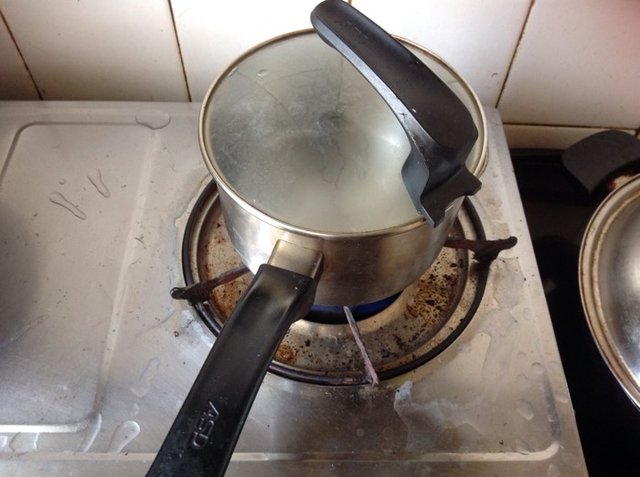 添加辅食必备工具,6个月辅食工具必买清单