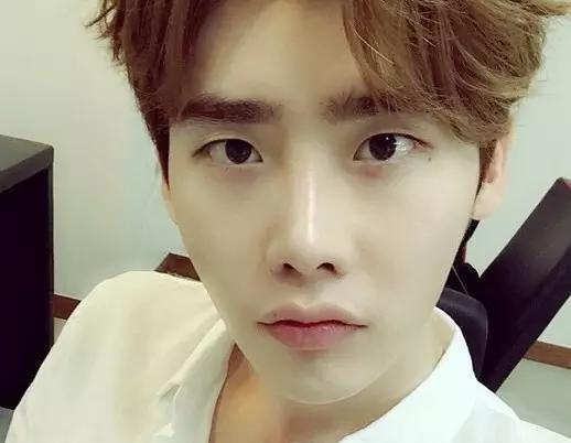 开学没几天我就发现我的奇葩室友,放假了开始想舍友