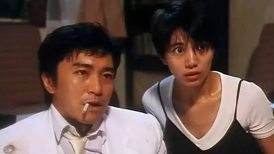 半数人18岁前看过*片A**？2015国人婚恋报告颠覆你想象