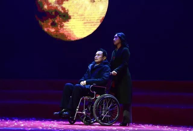 慰问演出感动,慰问演出现场震撼