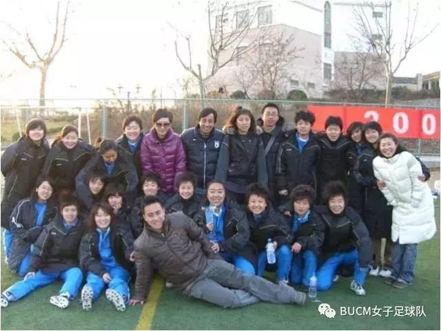 风雨彩虹铿锵玫瑰女足队员,风雨彩虹铿锵玫瑰女足晚会