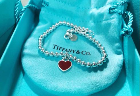 tiffany的银饰是纯银的吗,tiffany银饰掉漆