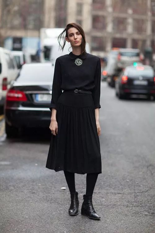 男人穿黑色连裤袜的正确方法,黑色连裤袜的正确穿法