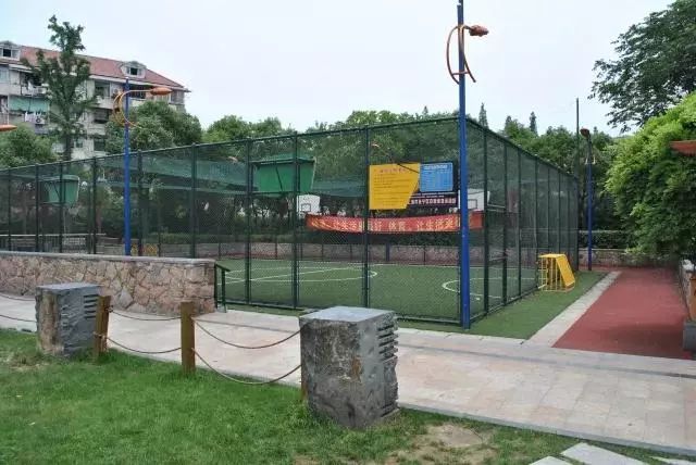 春节七天别长膘，运动场上“泡一泡”，这些运动场就在你家门口！