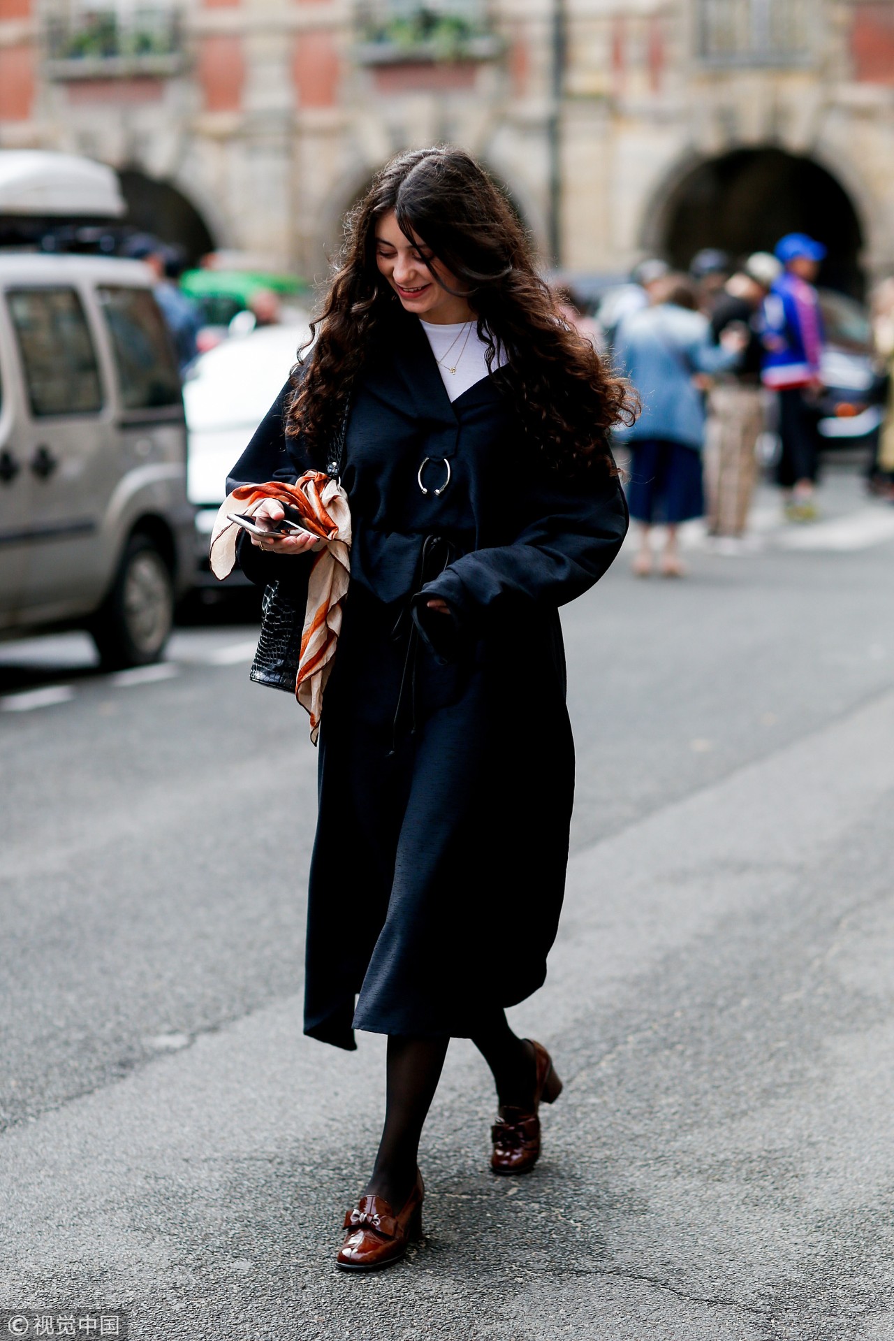 男人穿黑色连裤袜的正确方法,黑色连裤袜的正确穿法