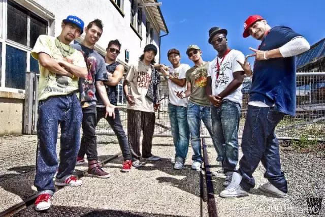 不减震易搭配怎么跳街舞？街舞必备5款鞋！