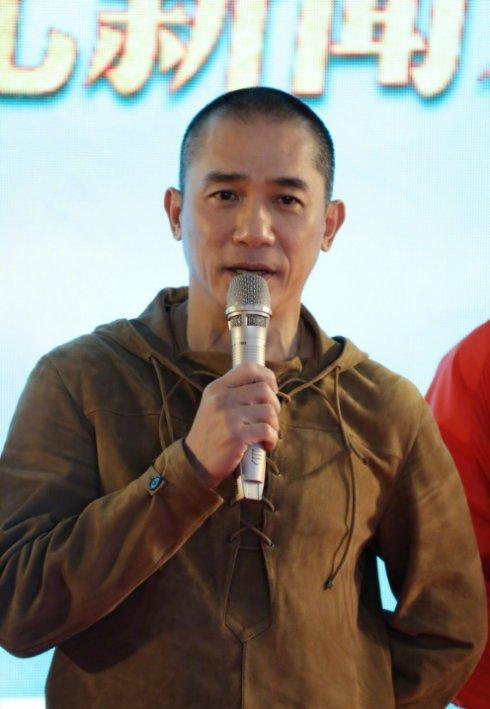 周星驰被逗得开怀大笑,周星驰的经典苦笑