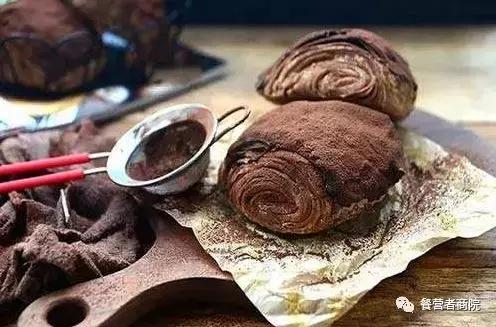 乌云冰激凌、奶盖茶到脏脏包，跟风的餐营者们还活着吗？