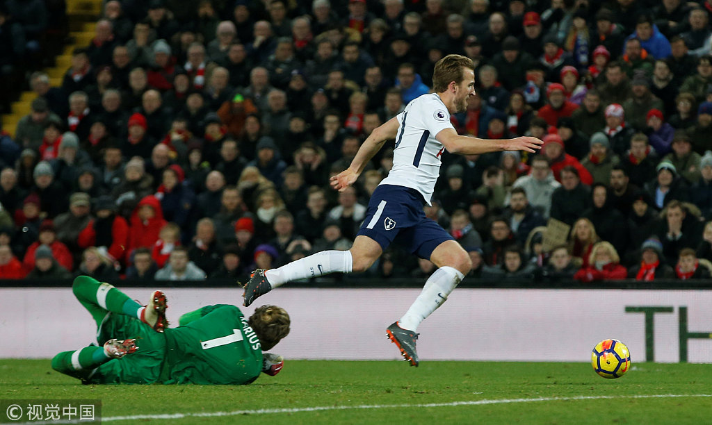 足球场上不道德的操作,足球跳水违反体育精神