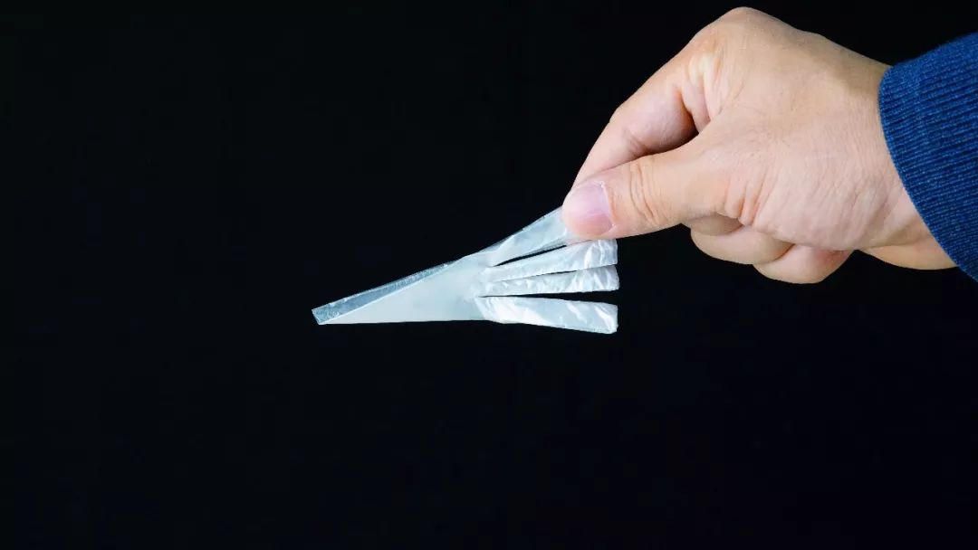 深海里那些神秘又梦幻的水母,深海里的蓝色水母