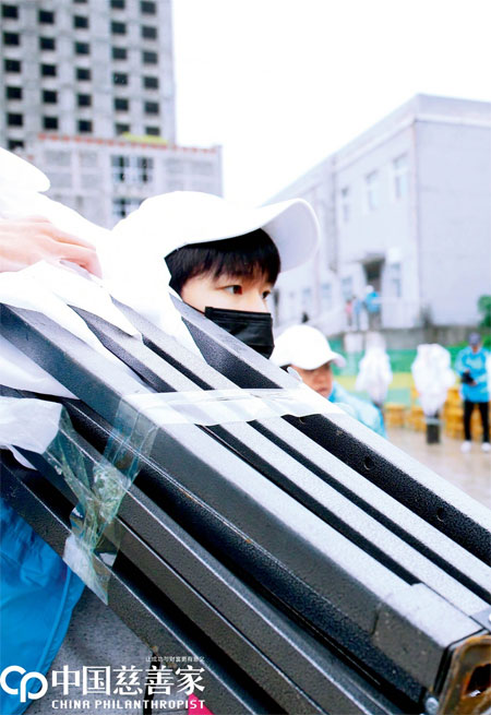 王源18岁生日会公益,王源的公益行为