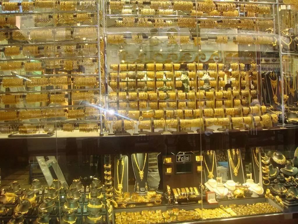 最新国内免税店购物攻略,全球十大免税店必买清单