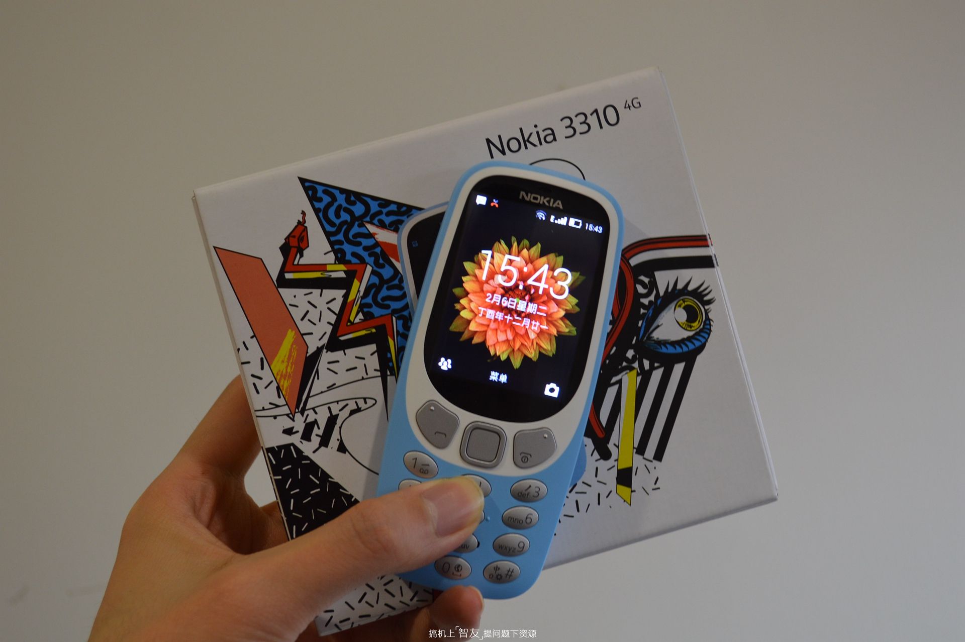 诺基亚33104G上手体验：贪吃蛇不见，4G网络+YunOS是亮点