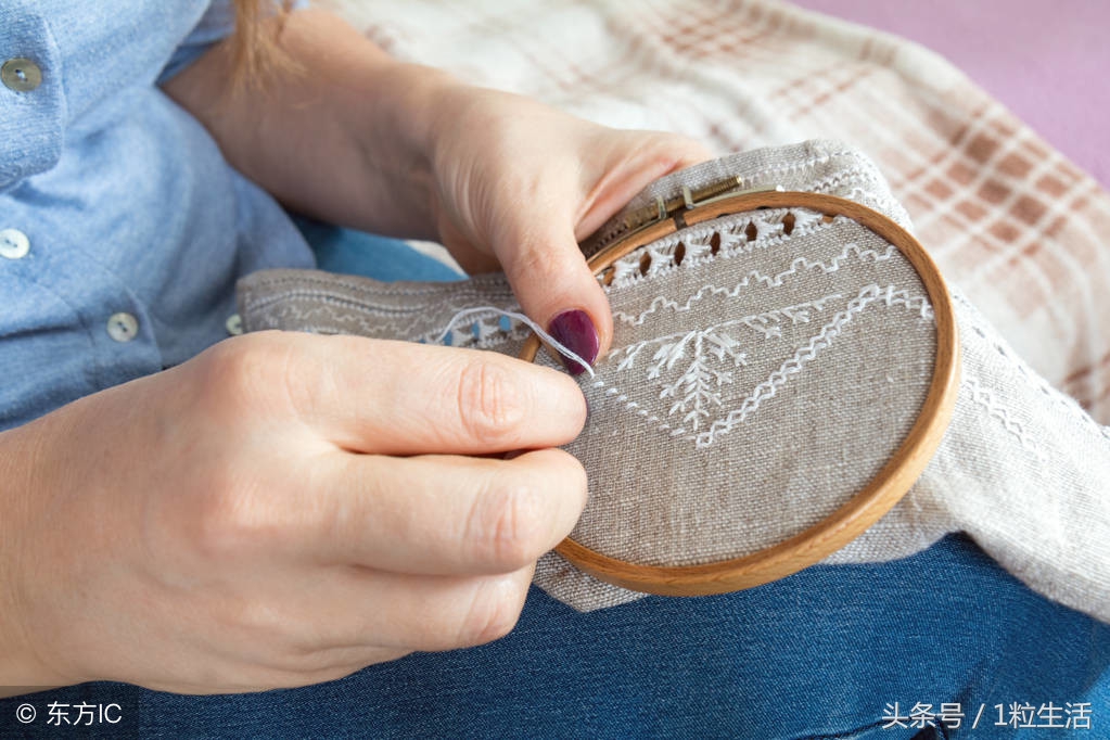 十字绣绣好的沾水了怎么补救,十字绣弄脏怎么洗最好视频