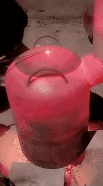 枉费我看了整整大半天，原来是块泰国进口透明乳胶，真是服了