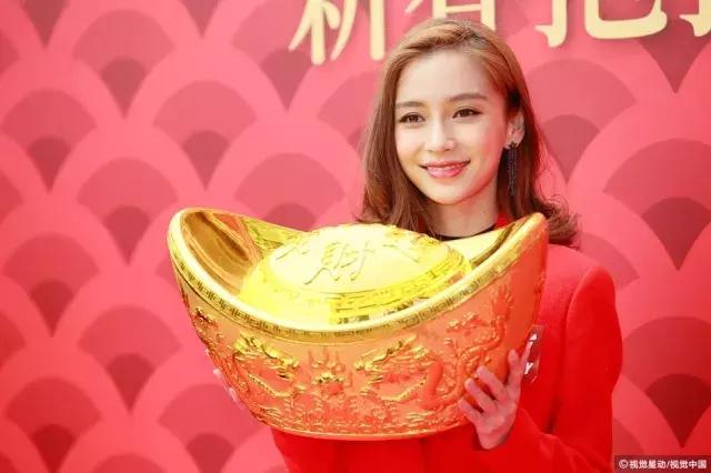 baby装蜡像,baby假装蜡像邓超