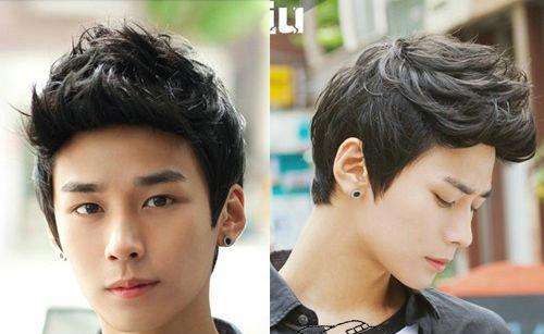 海边的风好大头发都要被吹混乱了,风大头发吹得乱糟糟