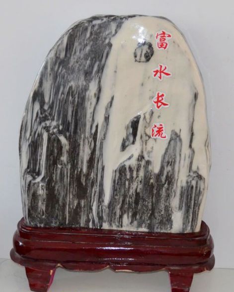 过年给老人送礼送什么最合适,过年送礼指南一招解决难题