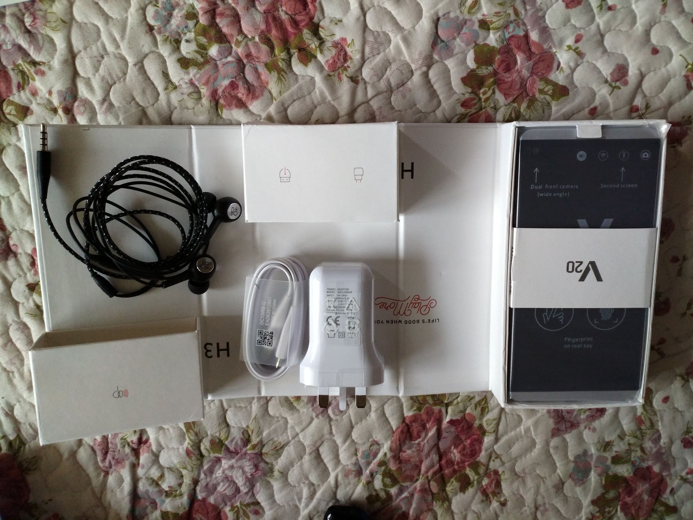 lgv20屏幕,lgv20视频手机评测