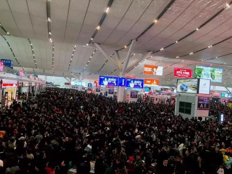 深圳北站今天早上排队进站人多吗,昨天深圳北站今天排队进站人多吗