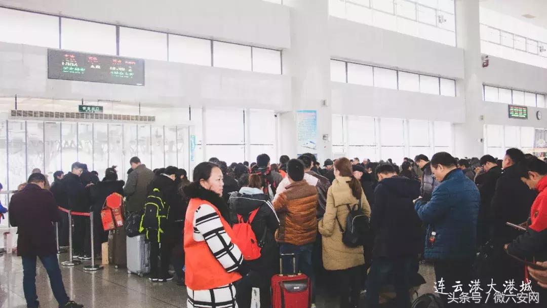 没挣到钱不敢回家过年原视频,没赚到钱不敢走亲访友