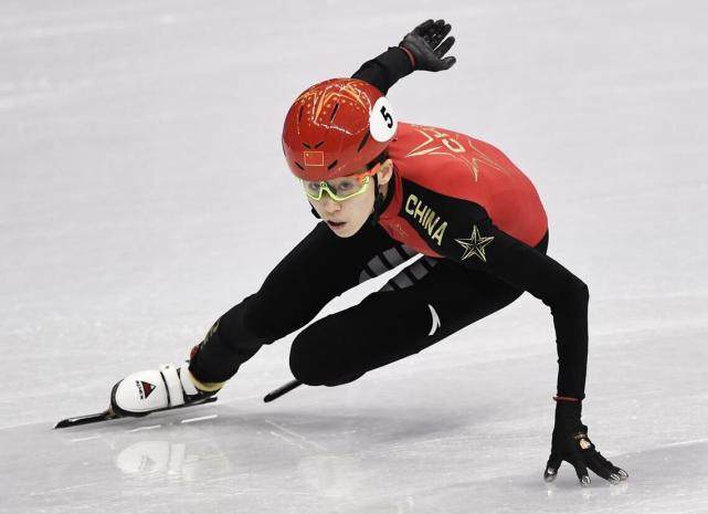 中韩速滑队对抗,中国短道速滑一比三赢韩国