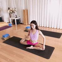 梦露也有小肚子吗,梦露有肚脐钉吗