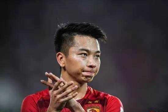 恒大新人王！留洋名宿王上源挤掉三大国脚进入恒大亚冠阵容！