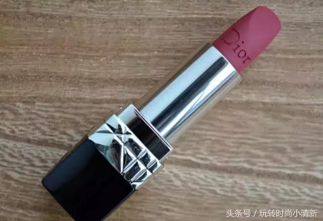 2018口红国货,dior口红720雕花玫瑰色