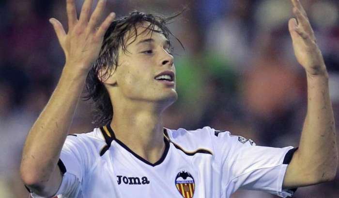 只闻新人笑不见旧人哭全集,只闻新人笑哪见旧人