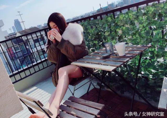 白领们一发工资就找她代购奢侈品，月光族真是伤不起