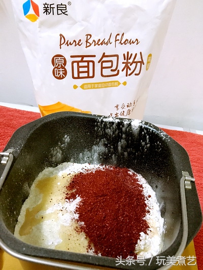 红的出彩与自信,丰富内涵不是吹出来