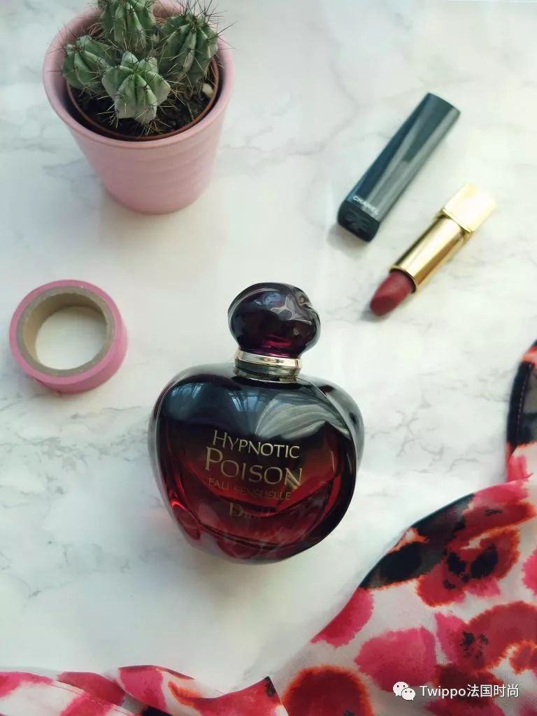 闻了就忘不掉的香水盘点,留香特别久的香水有哪些