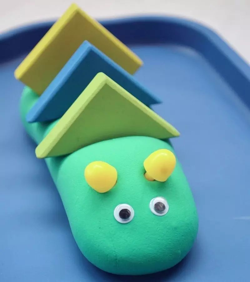 1-3岁粘土入门教程幼儿园,3岁以下为什么不能玩粘土