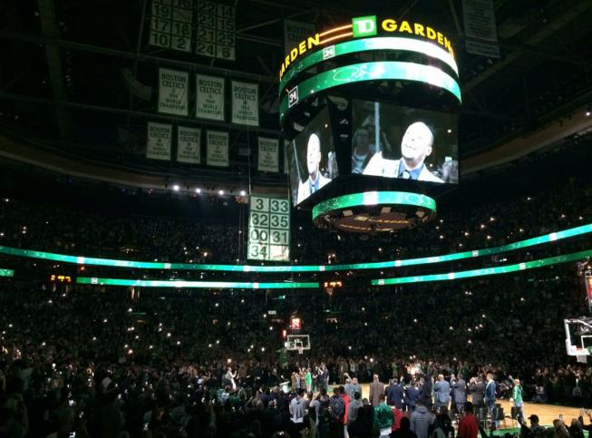 皮尔斯退役可以看到科比吗,皮尔斯退役球衣视频完整版