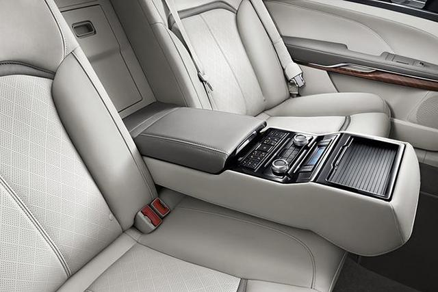 福特轿车20万左右的车有哪几款,福特旗舰轿车2025