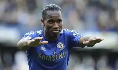 天下足球催泪文案c罗配乐,天下足球巴乔催泪文案