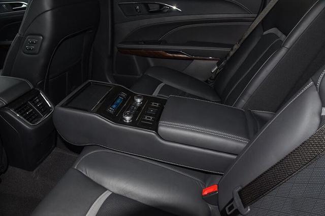 福特轿车20万左右的车有哪几款,福特旗舰轿车2025