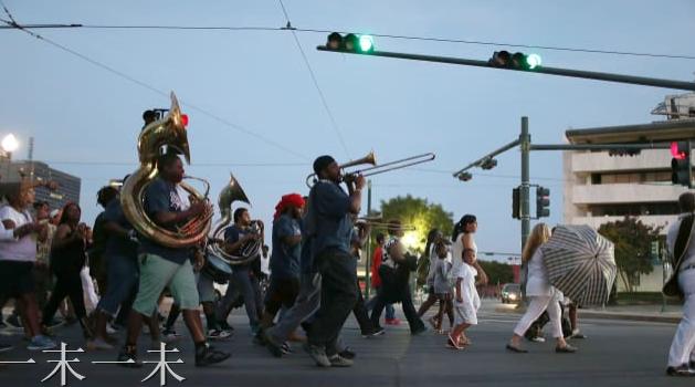 新奥尔良风情烤肉披萨必胜客,新奥尔良风情烤肉披萨多少钱