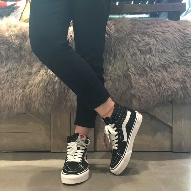 既好看又耐穿的运动鞋,公认好看又脚感好的休闲运动鞋