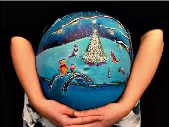 米兰达可儿挺孕肚逛街,米兰达可儿挺着孕肚