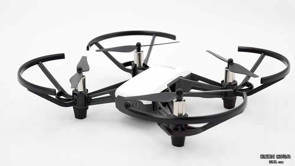 DJIIntel黑科技加身！睿炽科技699元无人机Tello有哪些看点？