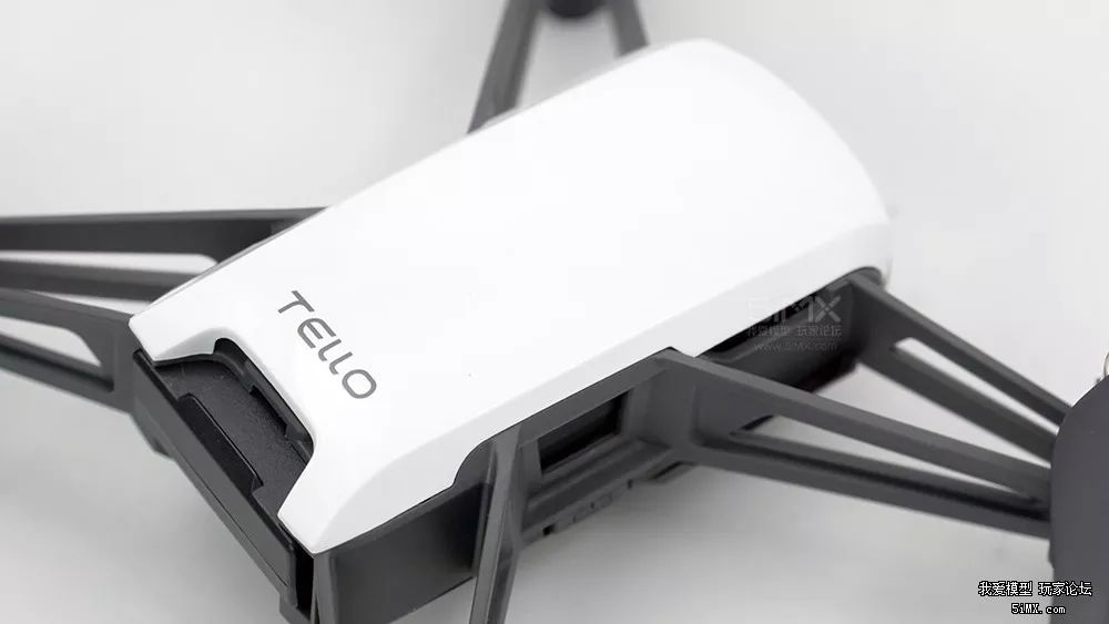 DJIIntel黑科技加身！睿炽科技699元无人机Tello有哪些看点？