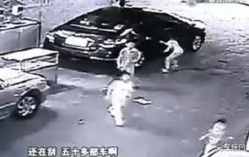 爱车被人划漆怎么办,爱车被划该报哪里