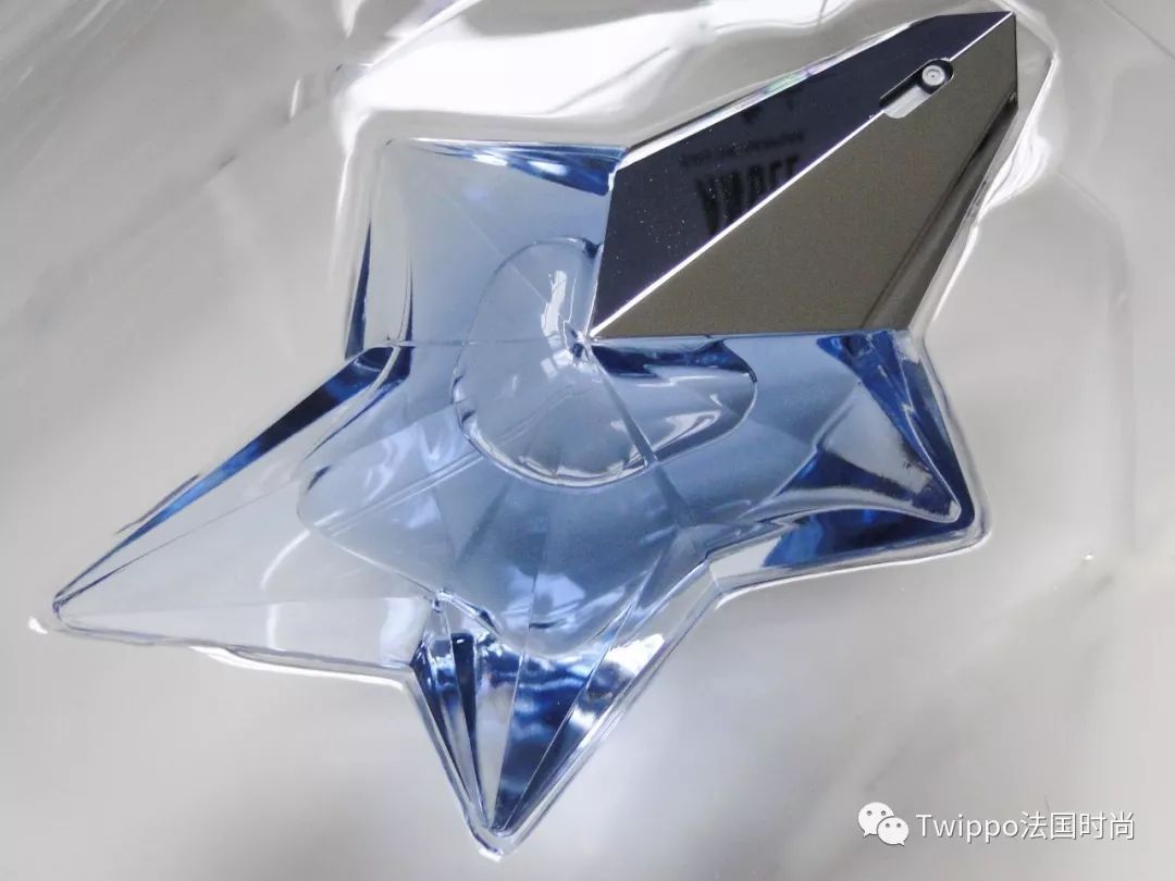 闻了就忘不掉的香水盘点,留香特别久的香水有哪些