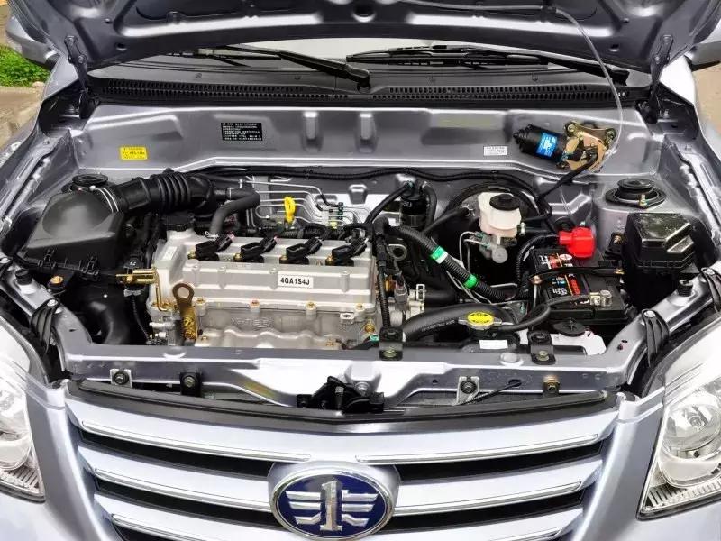 天津一汽保命神车！起价只要三万六，油耗两毛多，吊打悦翔自由舰